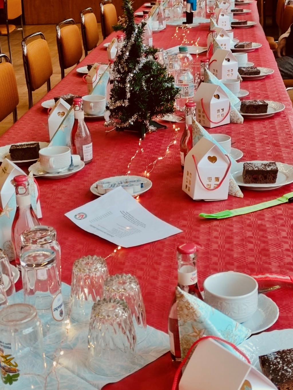 Weihnachtlicher Tisch