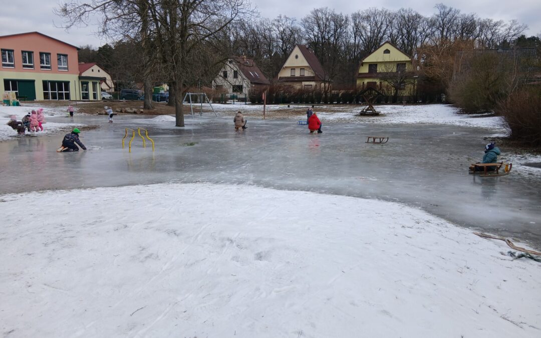 Zauberhafter Winterspaß in unserer Kita „Zwergenland“